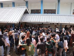 Ormawa UNSAP Dan STAI UNSAP Gelar Aksi Kampus Bersih Dan Diskusi Terbuka