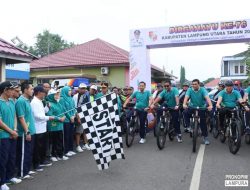 Puncak Peringatan HUT Lampura ke-76 Bupati Budi Utomo, membuka Kegiatan Sepeda Santai dan Jalan Sehat
