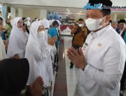 Peduli Calon Jemaah Haji, Pemkab Sumedang Tanggung Biaya Transfortasi Menuju Embarkasi