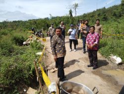 Bupati Sumedang Tinjau Jalan Blok Haur Papak di Surian Yang Rusak Berat