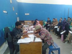 Warga Dua Desa dan Satu Kelurahan Dapatkan Kartu BPNT Mandiri