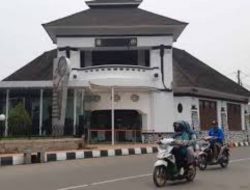 Bupati Purwakarta Diminta Kerahkan Satpol PP Sita Aset Pemda