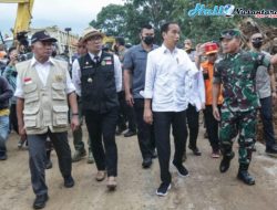 Tiga Poin Utama Di Tekankan Jokowi Usai Tinjau Lokasi Gempa Bumi Di Kecamatan Cugenang