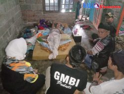GMBI KSM Sukatani Berikan Bantuan Kepada M.Anin Warga Sukamulya Yang Sedang Terbaring Sakit