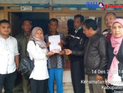 Emen Warga Kampung Tabrik Dapat Bantuan Rutilahu Dari BTT BPBD
