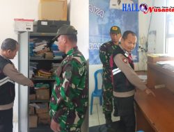 Babinsa Dan Bhabinkamtibmas Cek TKP Dugaan Pencurian Di Kantor Kelurahan Lebak Jaya