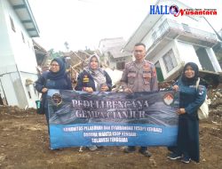 Komunitas Pelabuhan Kantor Syahbandar KSOP dan Darmawanita KSOP Kendari Berikan Bantuan Pada Korban Gempa Cianjur