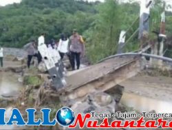 Jembatan Penghubung Pakenjeng Mekarmukti Ambrol Dan Puluhan Hektar Sawah Terendam Banjir