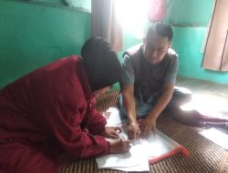 Kisah Yanto Petugas Pantarlih Desa Sirnajaya, Setiap Hari Tak Lelah Coklit Mendata dan Edukasi Warga Door to Door