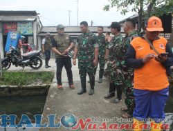 Danrem 051 / WKT Tinjau Banjir di Desa Karang Raharja