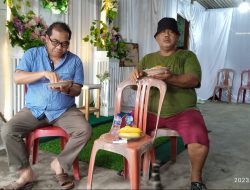 Pria Di Bekasi Kapok Gunakan HP Saat Cuaca Hujan, Akibat Terpapar Arus Tegangan Tinggi Dari Petir Yang Menyambar Rumahnya