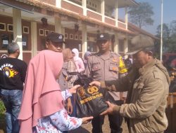 Melalui Pemdes Sukatani, AKABRI Angkatan 1989 Bagikan Sembako 1000 Paket Kepada Warga Terdampak Gempa