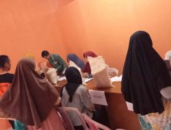 Pemdes Sirnajaya Dengan PT POS Indonesia Sukses Salurkan Bantuan Beras Pemerintah 10Kg