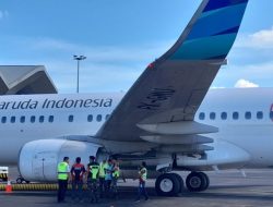Pesawat Garuda Manado-Jakarta Alami Mati Mesin, Mobil Damkar Disiagakan di Bandara