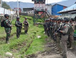 Dansatgas Mobile Raider 300 Siliwangi Pimpin Langsung Patroli Gabungan Bersama Satgas Damai Cartenz