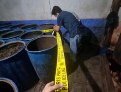 Bareskrim Sita Ratusan Botol Jamu Ilegal di Banyuwangi