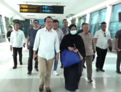 Pj Kabupaten Bekasi Dani Ramdan Jemput Langsung TKW Asal Kabupaten Bekasi Yang Mendapat Kekerasan di Arab Saudi