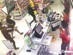 Komplotan Perampok Bersenpi Gasak Mini Market di Cibitung