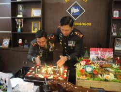 Kapolres Bogor dan Jajarannya Berikan Kejutan Ke Kodim 0621 di HUT TNI ke-78