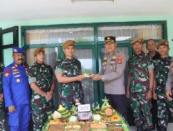 Polres Cianjur Berikan Kejutan Ke Jajaran TNI di Cianjur Dalam Ultah TNI ke 78