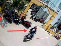 Aksi Nekad Diduga Pasutri Curi Motor di Tempat Ibadah