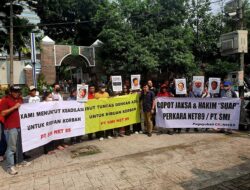 Buntut Eksepsi Terdakwa Dikabulkan PN Tangerang, Korban Robot Trading Net 89 Gelar Aksi Protes di Kejagung