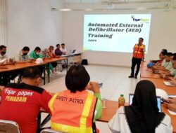 FajarPaper Lakukan Langkah Proaktif untuk Keselamatan Karyawan dengan Pelatihan Automated External Defibrillator (AED)