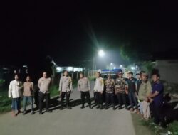 Kapolsek Pebayuran Pimpin Patroli Blue Light dan OKJ, Himbau Masyarakat Jaga Kamtibmas Pasca Pemilu 2024