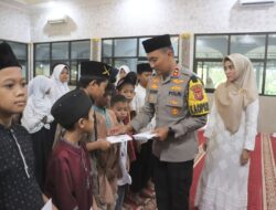 Polres Cianjur Berbagi Kebahagiaan Dengan Anak Yatim dan Warakawuri di Momen Nuzulul Quran