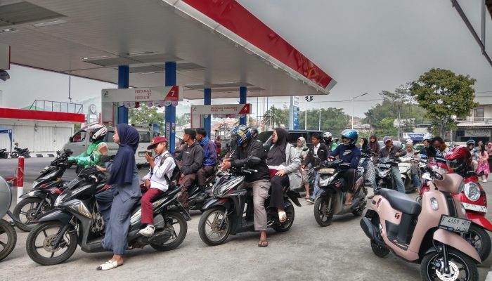 Harga Pertamax Melonjak Rp 3.950 per Liter, Warga Cianjur Keluhkan Beban Baru dan Ancam Beralih ke Pertalite