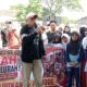 Warga Cipayung “Grudug” Kediaman H. Ajan, Meminta Maju Kembali di Pilkades 2026-2034