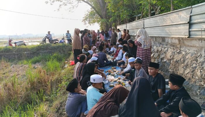 Warga Kampung Pangkalan Gelar Babarit Lembur dan Doa Bersama