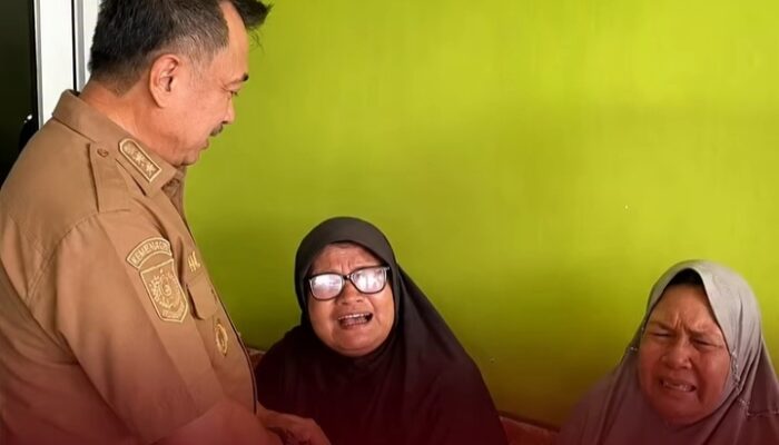 Salah Satu Istri Korban Kecelakaan Maut di Bekasi Timur Tangis Histeris: Dia Ngojek Sampai Nggak Pulang demi Keluarga