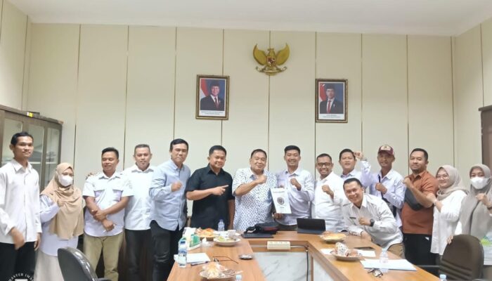 DPR dan Pemerintah Mulai Bahas Masa Depan PPPK Paruh Waktu, Usulan Pengangkatan Penuh Waktu hingga Gaji dari APBN Mengemuka