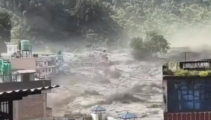 Banjir Bandang Terjang Perbatasan Nepal-Tibet, 291 Warga Asing Dilaporkan Hilang