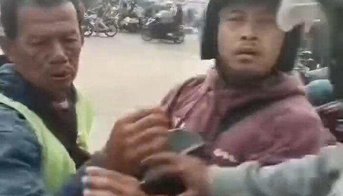 Seorang Pria di Cikarang Ditusuk Pemotor Pakai Gunting Usai Cekcok di Jalan RE Martadinata