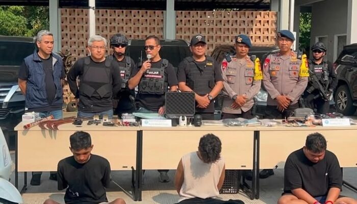 Operasi Narkoba Kampung Bahari: BNN Amankan Senpi, BMW, hingga Puluhan Barang Bukti Usai Dihadang Warga