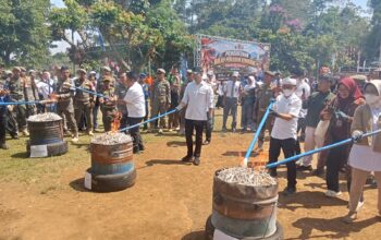 Tujuh Pos Damkar Layani 32 Kecamatan, Cianjur Bentuk Relawan Kebakaran