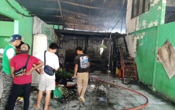 Kebakaran Gudang Sayur di Cigombong Cianjur, Barang dan Dokumen Pegawai Hangus