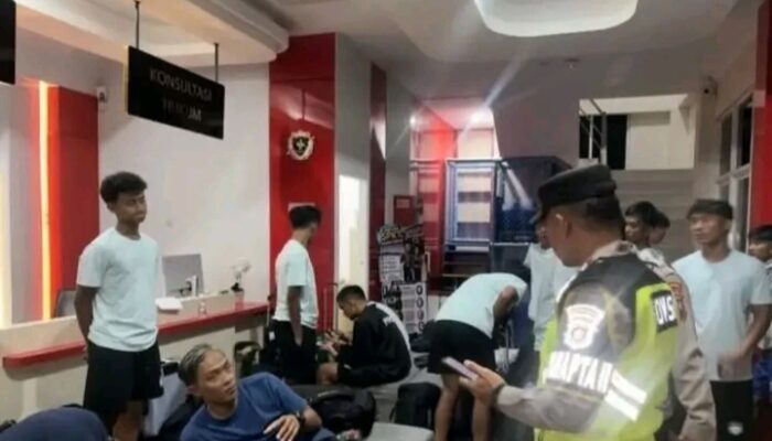 Terduga Pelaku Penyerangan Rombongan Persib U-18 Ditangkap di Karawang