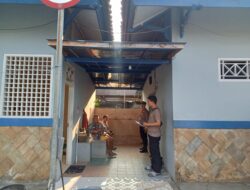 Polsek Ciomas Lakukan Olah TKP Terkait Temuan Mayat di WC Umum Terminal Laladon