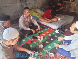Bhabinkamtimas Desa Hegarmanah Jenguk Korban Pembacokan