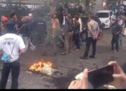 Sekelompok Masa Geruduk Kantor Desa Cipendawa Kecamatan Pacet Di Hari Jumat