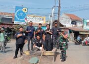 Tugu Pertigaan Cibarusah Alami Rusak Berat, Karang Taruna Kecamatan Cibarusah Berinisiatif Memperbaiki