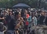 Ribuan Mahasiswa Kepung DPRD Jabar, Rafael Situmorang Ajak Rakyat Bersatu Lawan Begal Demokrasi