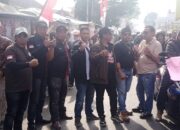 Masyarakat Pedagang Kreatip lapangan garut ( MPKLG) gelar Aksi demontrasi di Depan kantor Bupati Garut