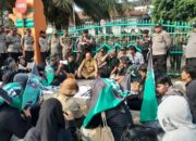 HMI Cabang Cilegon Geruduk Kantor Walikota Cilegon