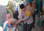 Peduli Korban Kecelakaan Lalu Lintas, Kapolres Subang Beserta Jajaran Berikan Santunan