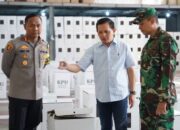 Pastikan Pendistribusian Aman Dan Lancar, Kapolres Beserta Dandim 0610 Sumedang Tinjau Gudang Logistik KPU
