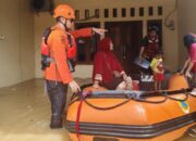 Banjir Kepung 13 Kecamatan di Bekasi, Bupati Perintahkan Penanganan Cepat